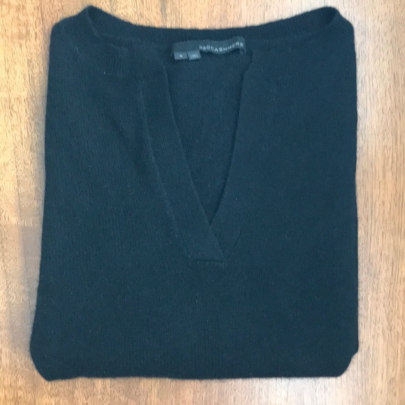 360Cashmere 100% Cashmere Black Sweater - Picture 5 of 5